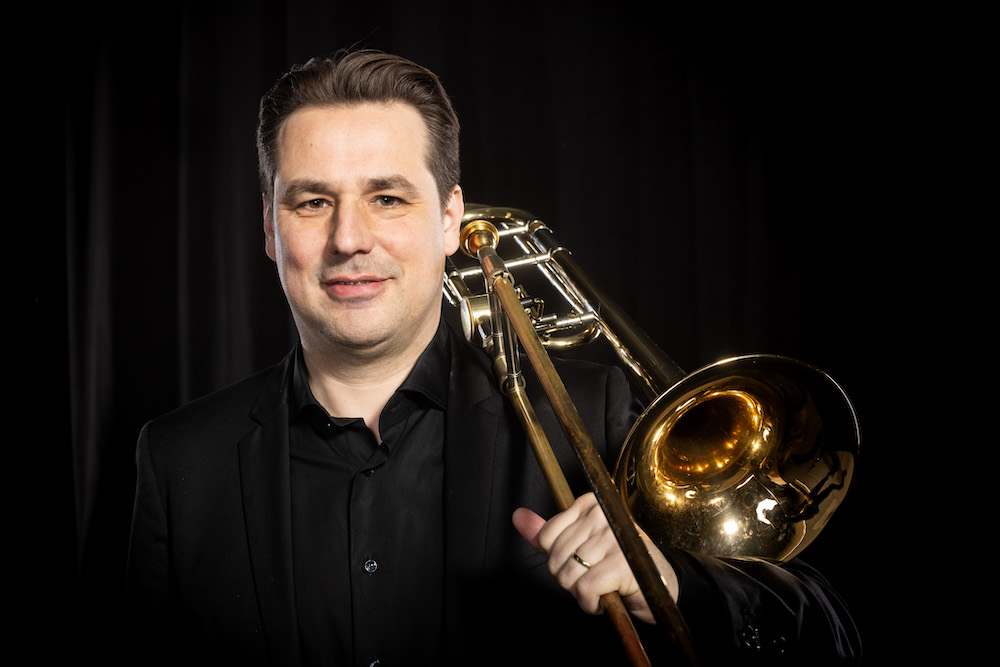 JÖRGEN VAN RIJEN